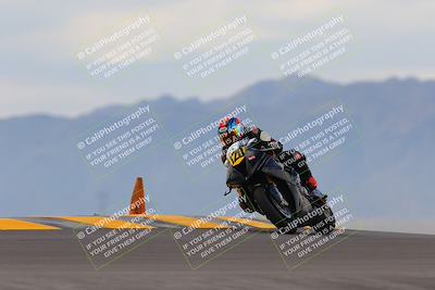 media/Sep-11-2022-SoCal Trackdays (Sun) [[81b7e951af]]/Turn 9 (930am)/